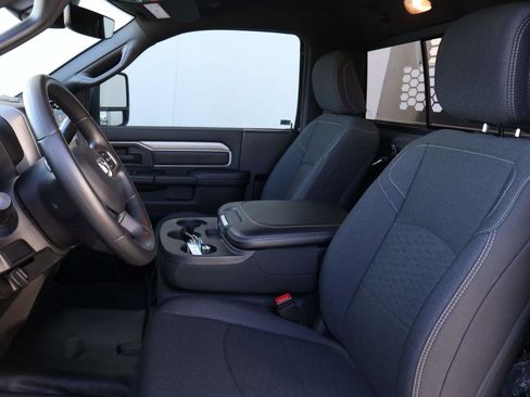 Used 2025 RAM 3500 Tradesman image 10