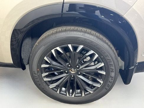 New 2026 Nissan Rogue Platinum image 32