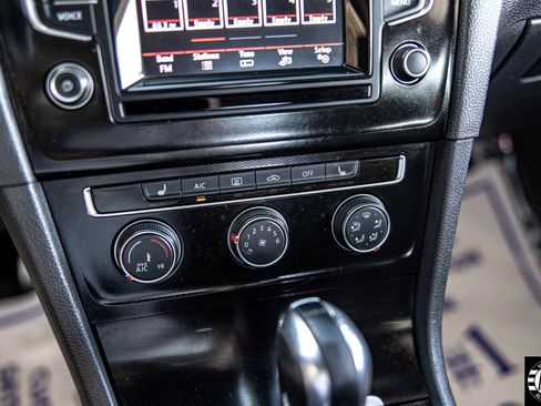 Used 2015 Volkswagen GTI S image 28