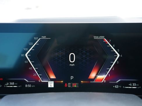 Used 2026 BMW X5 xDrive50e w/ Premium Package image 17