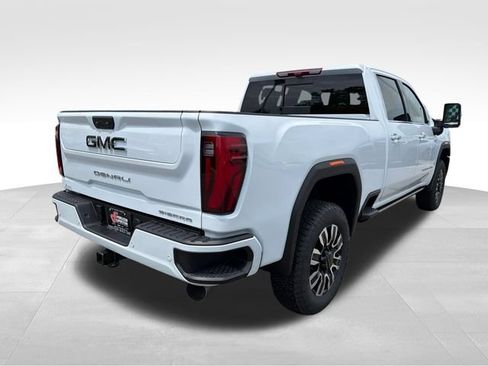 New 2026 GMC Sierra 2500 Denali Ultimate AWD/4WD image 7