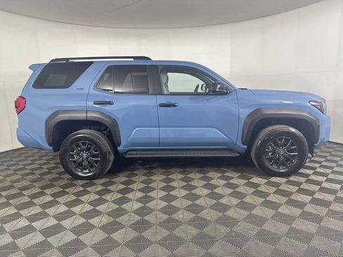 Used 2025 Toyota 4Runner SR5 image 2