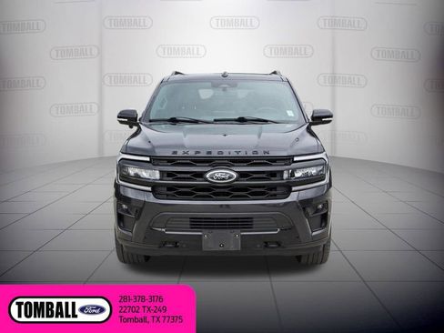 Used 2022 Ford Expedition Max Limited image 2