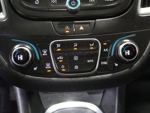 Used 2024 Chevrolet Malibu LT w/ Midnight Edition image 16