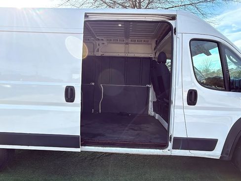 Used 2021 RAM ProMaster 2500 image 14