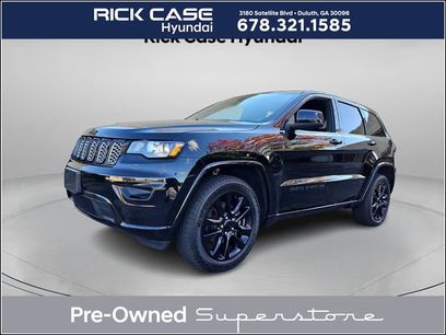Used 2017 Jeep Grand Cherokee Altitude