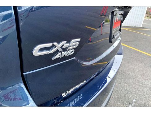 Used 2019 MAZDA CX-5 Touring image 9