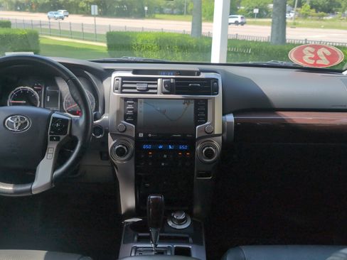 Used 2023 Toyota 4Runner Limited AWD/4WD image 29
