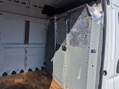 Used 2021 RAM ProMaster 2500 image 17