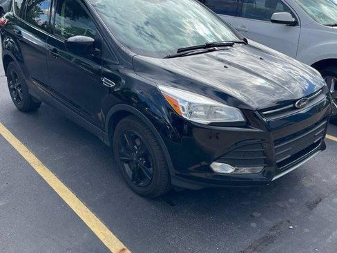 Used 2016 Ford Escape SE FWD image 4