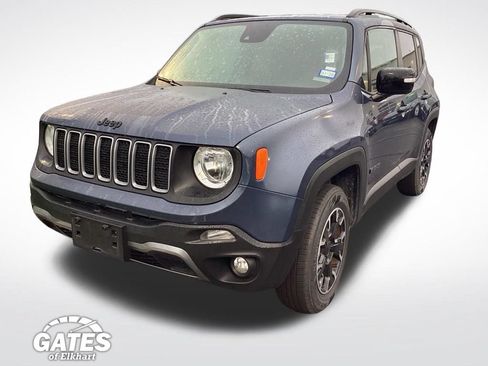 Used 2023 Jeep Renegade Latitude AWD/4WD image 6