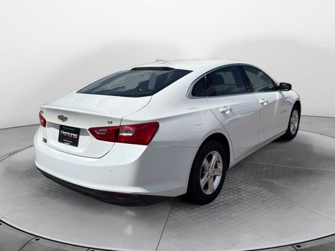 Used 2024 Chevrolet Malibu LT FWD image 2