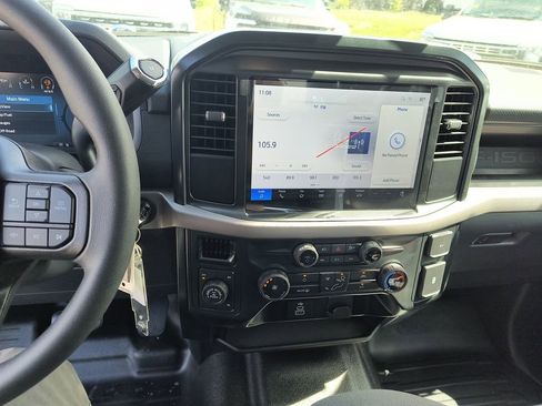 New 2025 Ford F150 XL w/ Equipment Group 103A High image 18