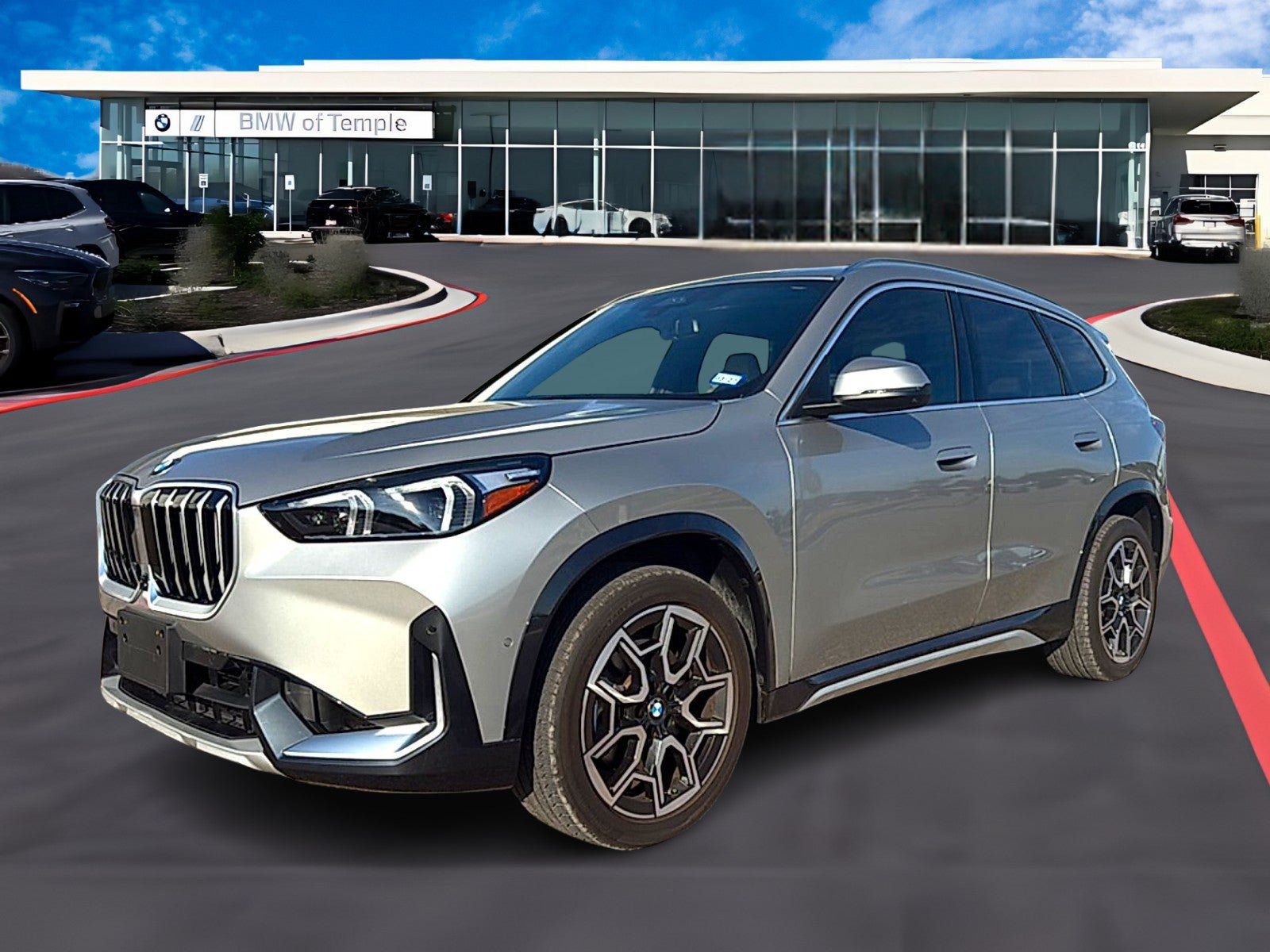 Used 2025 BMW X1 xDrive28i w/ Technology Package AWD/4WD image 1