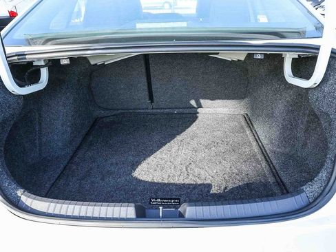 Used 2020 Volkswagen Jetta SEL image 34