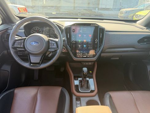 Used 2025 Subaru Forester Touring AWD/4WD image 7
