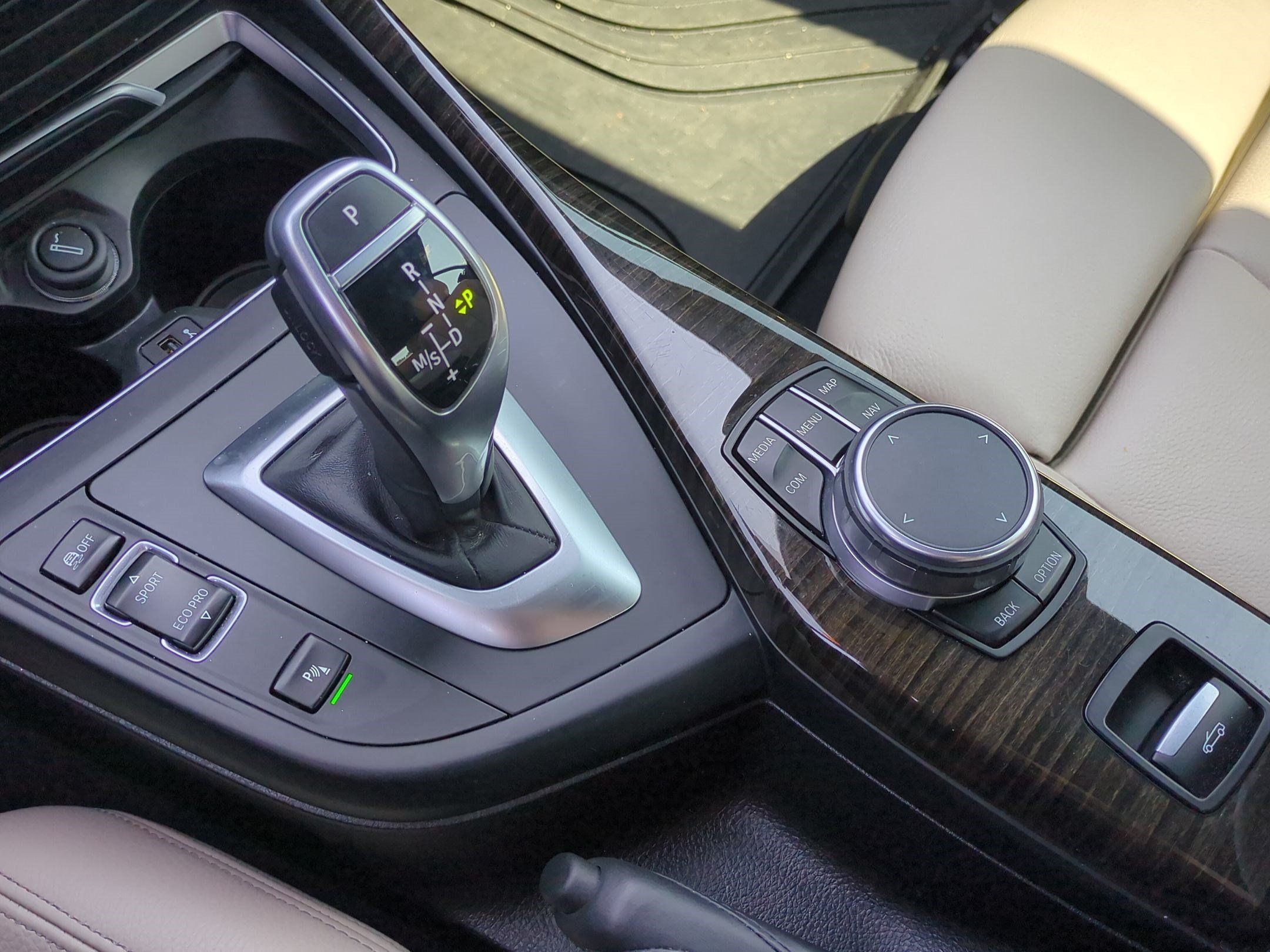 Used 2018 BMW M240i Convertible RWD image 25