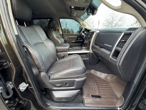 Used 2014 RAM 3500 Laramie image 22
