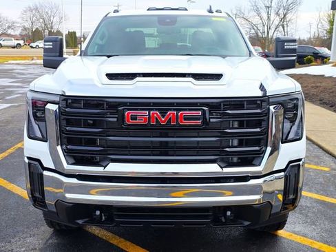 New 2026 GMC Sierra 2500 Pro w/ Convenience Package AWD/4WD image 2
