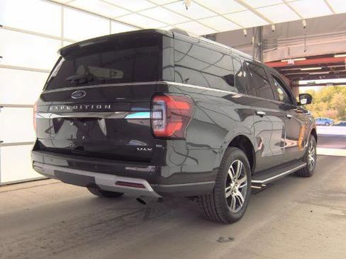 Used 2023 Ford Expedition Max Limited RWD image 2