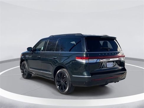 Used 2022 Lincoln Navigator Black Label image 4