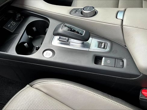 Used 2023 INFINITI QX50 Luxe FWD image 17