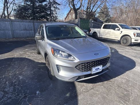 Used 2022 Ford Escape SE w/ Convenience Package image 1