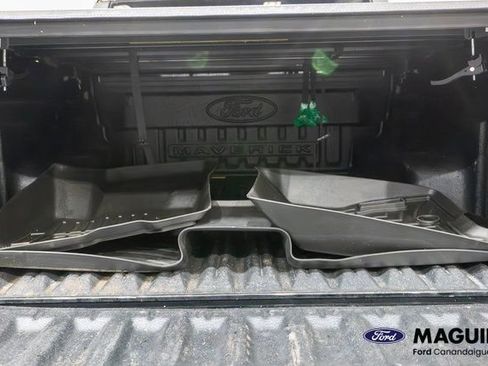 Used 2025 Ford Maverick XL FWD image 9