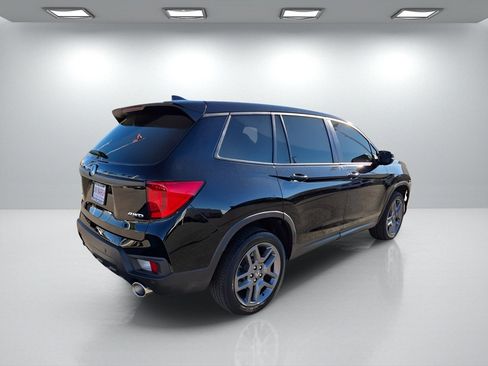 Used 2023 Honda Passport EX-L image 6