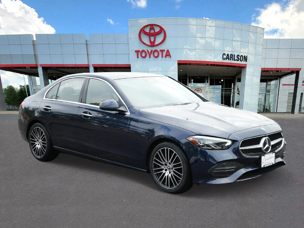 Used 2023 Mercedes-Benz C 300 4MATIC Sedan image 2