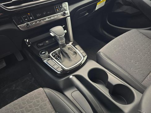 New 2026 Kia Seltos S image 9