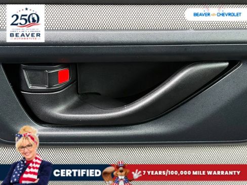 Used 2025 Subaru Forester AWD/4WD image 30