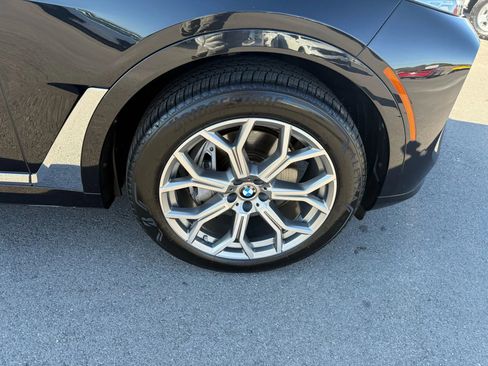 Used 2023 BMW X7 xDrive40i image 23
