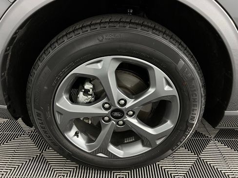 Used 2024 Ford Escape ST-Line image 12