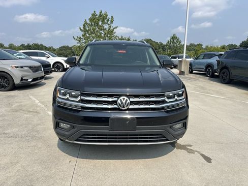 Used 2019 Volkswagen Atlas SE w/ Towing Package FWD image 3