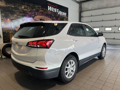 Used 2024 Chevrolet Equinox LS FWD image 7
