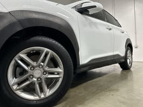 Used 2019 Hyundai Kona SE AWD/4WD image 27