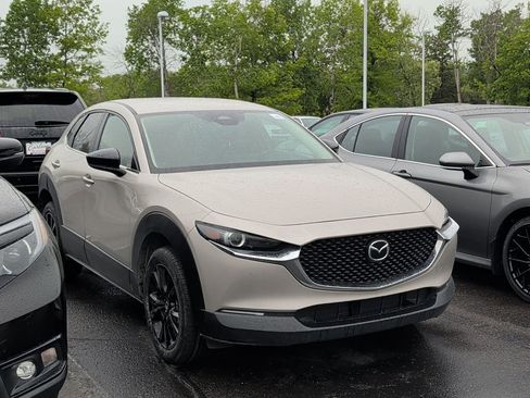 Used 2024 MAZDA CX-30 AWD 2.5 S w/ Select Sport Pkg image 2