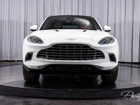 Used 2021 Aston Martin DBX AWD/4WD image 4