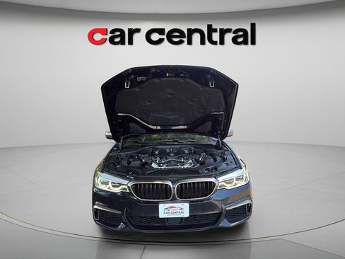 Used 2020 BMW M550i xDrive w/ Executive Package AWD/4WD image 9