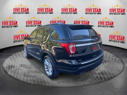 Used 2018 Ford Explorer XLT w/ Equipment Group 202A FWD image 5