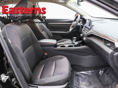 Used 2023 Nissan Altima 2.5 SV image 24