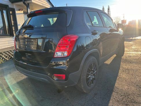 Used 2018 Chevrolet Trax LS image 7