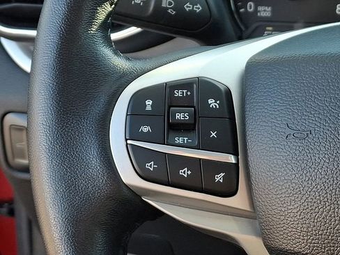 Used 2022 Ford Explorer XLT w/ Equipment Group 202A image 28