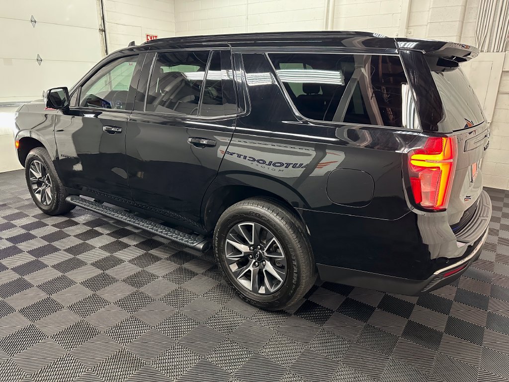 Used 2022 Chevrolet Tahoe Z71 w/ Luxury Package AWD/4WD image 6