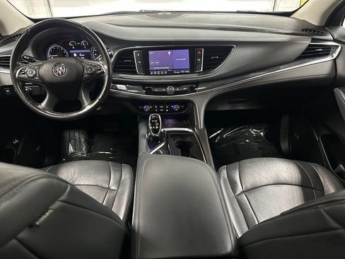 Used 2021 Buick Enclave Essence w/ Sound and Sites Package AWD/4WD image 25