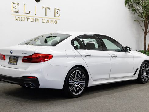 Used 2018 BMW 540i RWD image 11