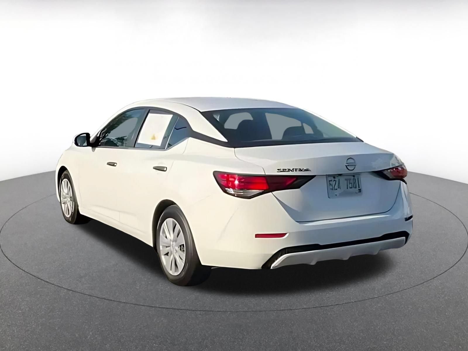 Used 2025 Nissan Sentra S FWD image 10