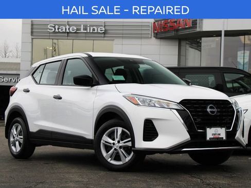 Certified 2025 Nissan Kicks Play S FWD image 1