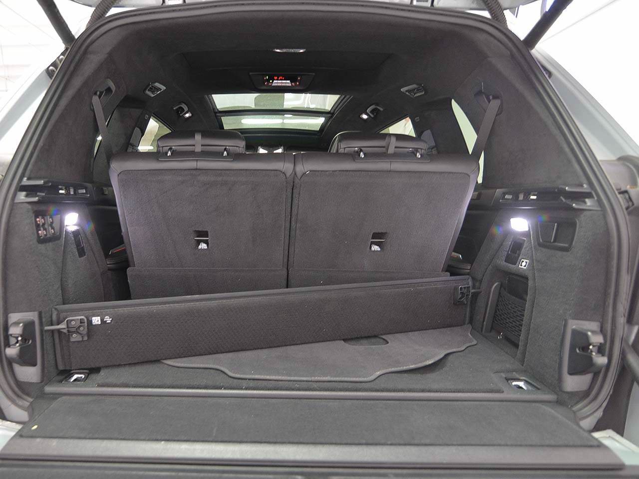 Used 2023 BMW X7 xDrive40i w/ Executive Package AWD/4WD image 13